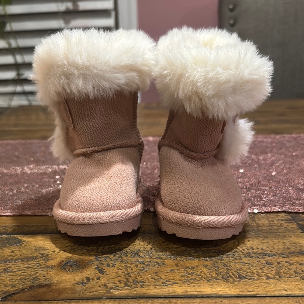 Cozy Pink Kids' Boots with Faux Fur Trim